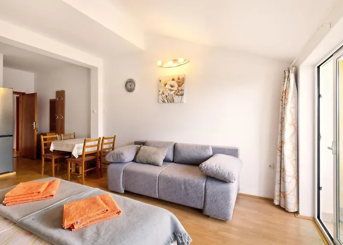 Studio-apartment Mit Meerblick By Interhome Crikvenica