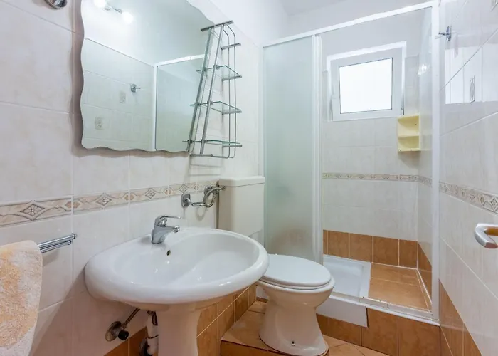 Studio-apartment Mit Meerblick By Interhome