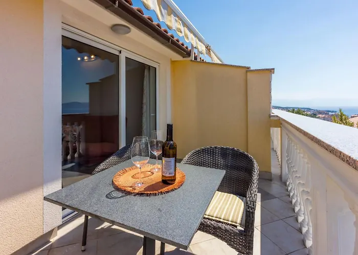 Studio-apartment Mit Meerblick By Interhome Appartement Crikvenica